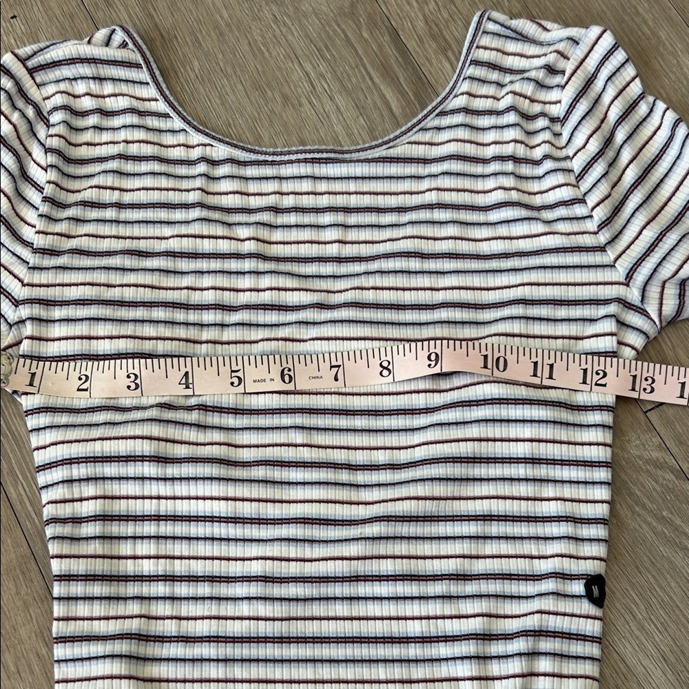 Striped Crisscross open Back Bodysuit - Picture 3 of 10
